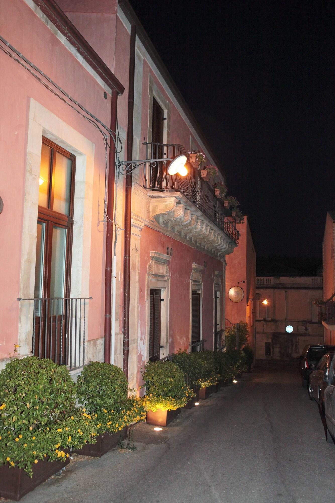 רגוזה Hotel Il Barocco מראה חיצוני תמונה