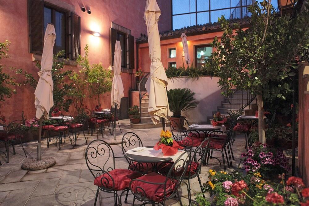רגוזה Hotel Il Barocco מראה חיצוני תמונה