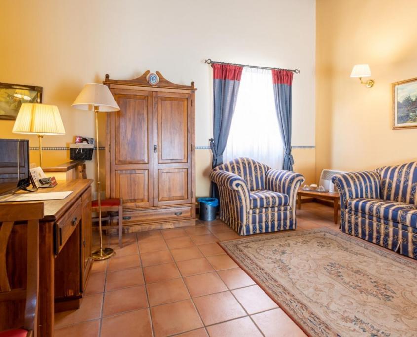 רגוזה Hotel Il Barocco מראה חיצוני תמונה