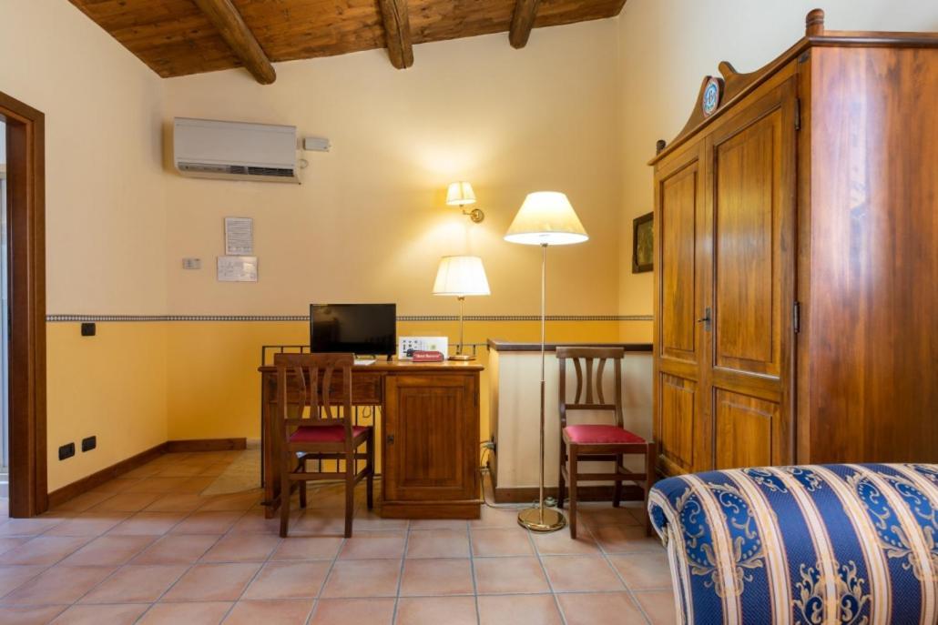 רגוזה Hotel Il Barocco מראה חיצוני תמונה