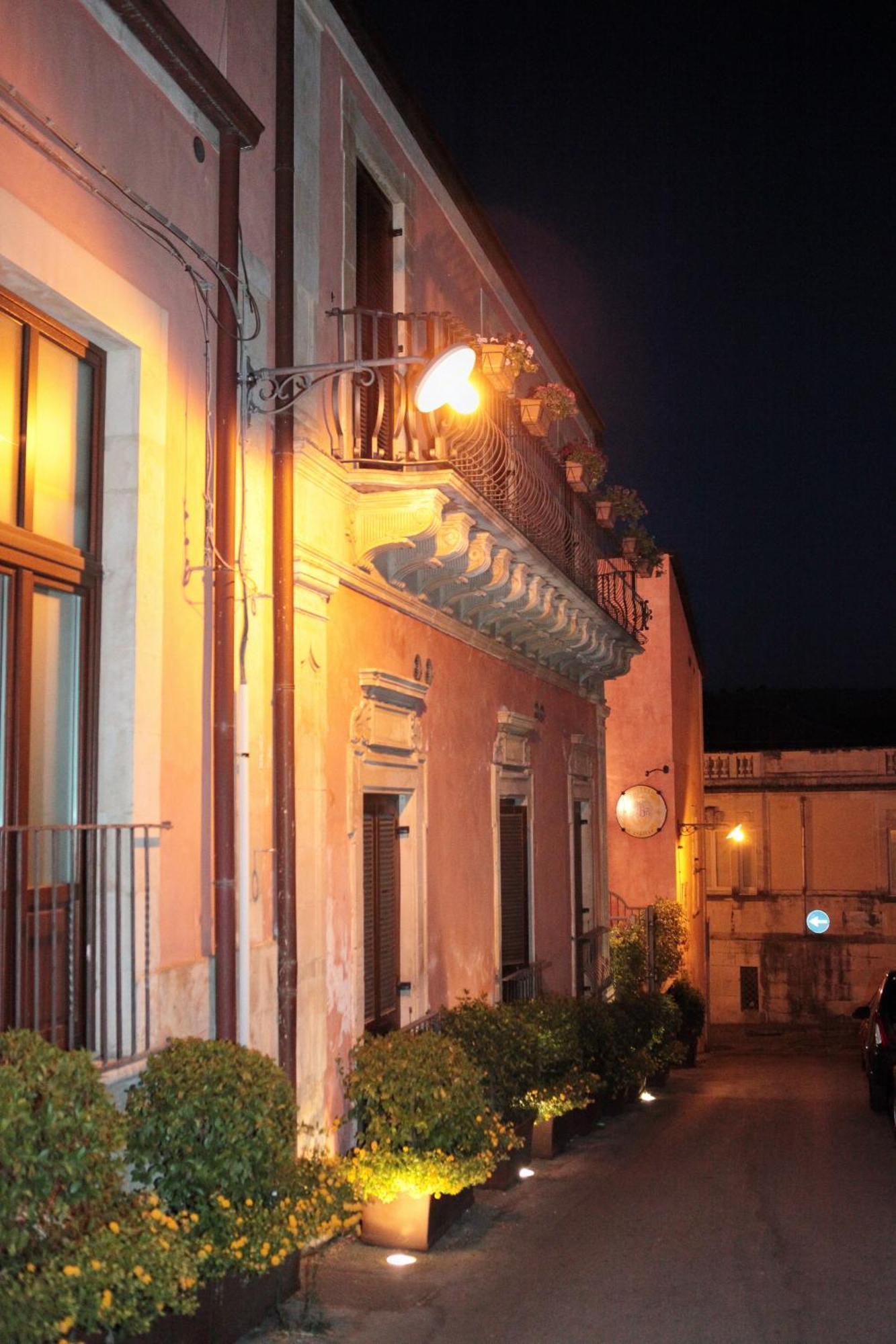 רגוזה Hotel Il Barocco מראה חיצוני תמונה